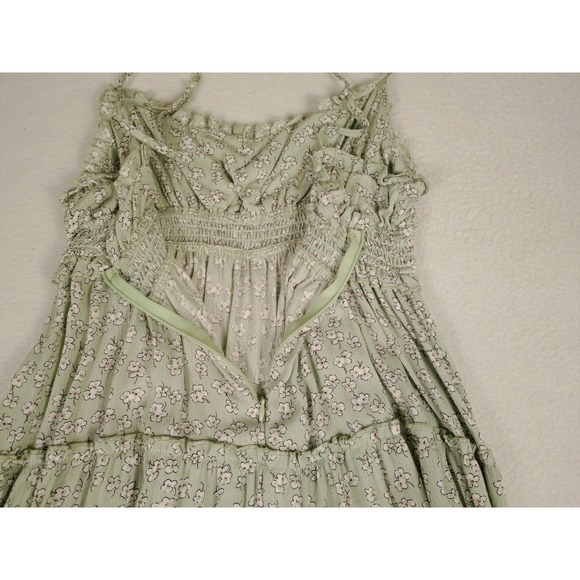 NWOT SHEIN Womens Smocked Waist Floral Tiered Mini Dress Sage Green Size Medium - Picture 7 of 9